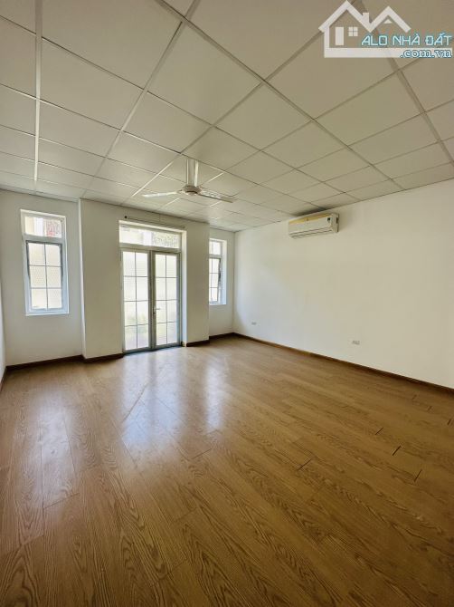 Cho thuê nhà 96 nguyễn huy tưởng, thanh xuân 75m2x5T làm vp, lớp học nhà đẹp - 3