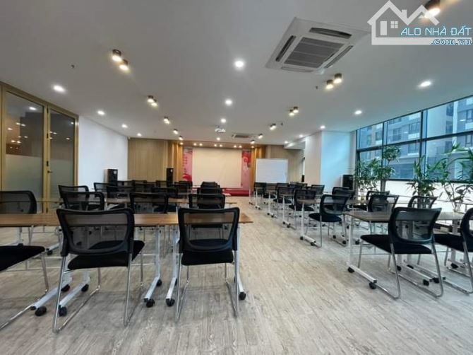 Cho thuê văn phòng Epic Tower 19 Duy Tân, DT 100m2, 200m2, 1000m2 giá ưu đãi nhất thị trườ - 5