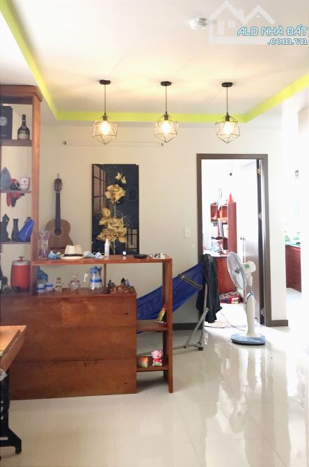 "Bán chung cư xã hội Hud Khu đô thị Phước Long, Nha Trang.   Căn tầng 4 tòa CT3A. DT: 60 m - 1