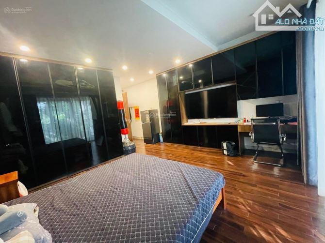 Biệt thự đơn lập VIP HIẾM TRUNG HOÀ, NHÂN CHÍNH 195m2 Mt14m YÊN TĨNH DÂN TRÍ CAO