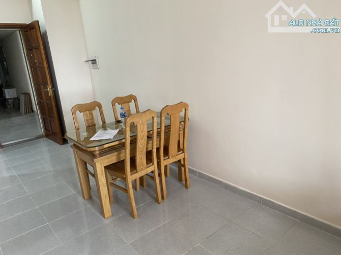 CITYHOME ✔️CẦN CHO THUÊ  CĂN HỘ 242 NGUYỄN HỮU CẢNH 2P 2W CÓ NỘI THẤT-VT