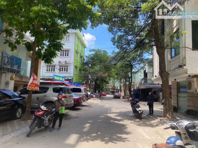 BÁN ĐẤT LÊ ĐỨC THỌ-PHÂN LÔ - DT 120m2- MT 7 MÉT - NGÕ THÔNG Ô TÔ TRÁNH -VỈA HÈ -KINH DOANH