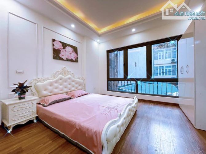 SIÊU HIẾM- Bán nhà riêng phố Kim Giang Hoàng Mai 44 m2 x 5T. Giá: 9 tỷ