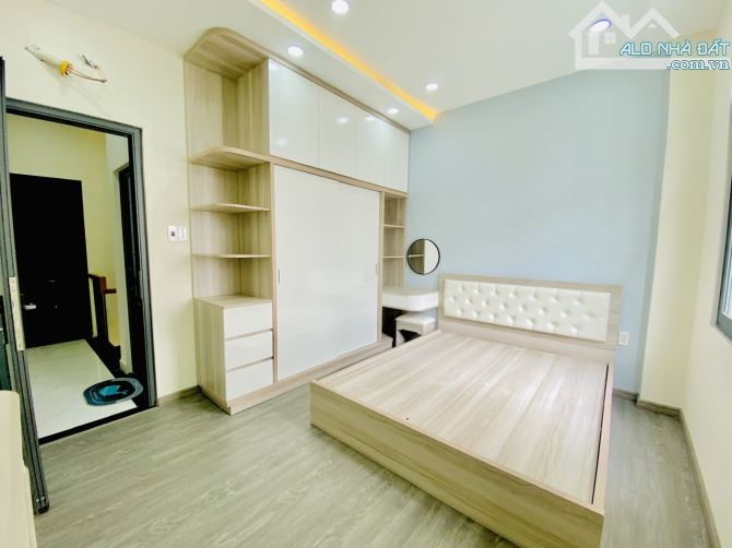 CHDV MẶT TIỀN GẦN CHỢ TÂN PHÚ- HÒA BÌNH-72M- 6 TẦNG THANG MÁY- THU 5OTR- 11 TỶ XÍU - 4