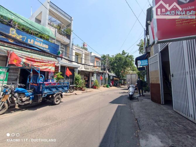 Bán đất tặng nhà 9x21m mặt tiền kinh doanh nhỉnh 50tr/m2, Đông Hưng Thuận, Quận 12