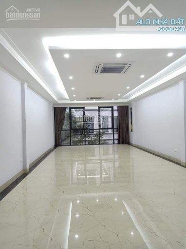 Cho thuê nhà phân lô tại Trung Kính Lớn. DT: 80m2 * 5 tầng. MT: 5m. Giá: 33 triệu - 1