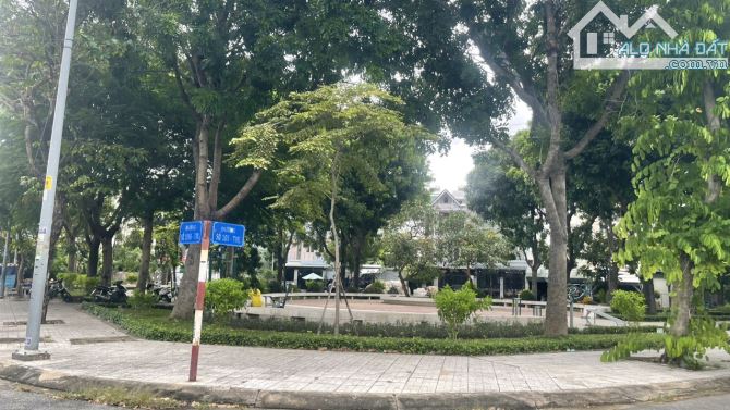 Lô Đất 10x20,5m cạnh lô Góc MT Nguyễn Quang Bật (đd trường học, CV),P.Thạnh Mỹ Lợi,Q2_24Ty - 2