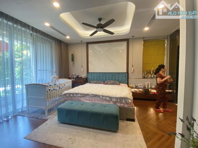 BIỆT THỰ VIP, CIPUTRA, TÂY HỒ-VỈA HÈ-ANNINH- ĐẲNG CẤP:230M X4T, MT 10M, GIÁ 68 TỶ - 3