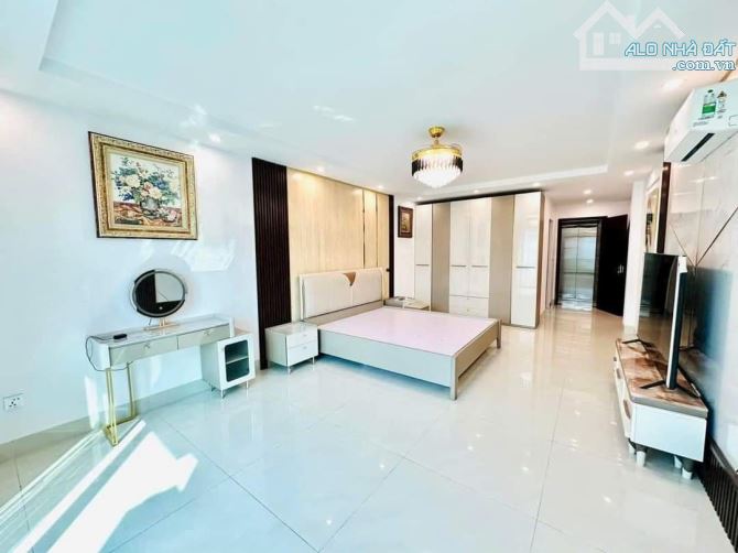 BÁN GẤP NHÀ ĐẸP NGÔ GIA TỰ 55M x 6T THANG MÁY FULL NỘI THẤT, GARA ÔTÔ, KINH DOANH. 8.5 TỶ - 5