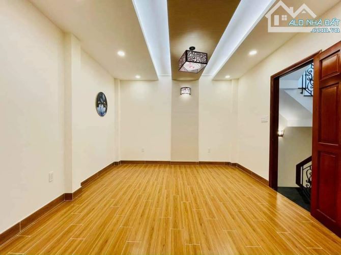 BÁN GẤP, SIÊU PHẨM 4TẦNG, 72M2, HẺM Ô TÔ 7CHỔ VÀO NHÀ, QUANG TRUNG,GÒ VẤP,GIÁ CHỈ 7 TỶ - 6