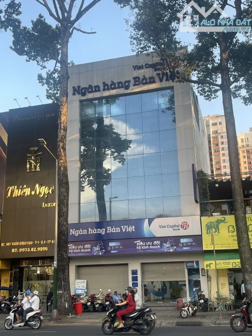 Giảm 5 tỷ nhà mặt tiền giá hẻm!! Bán gấp nhà 3 tầng MT Trần Đình Xu DT 8x20m (150m2 đất)