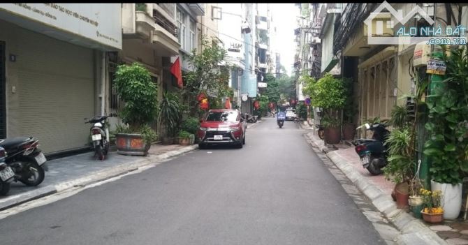 BÁN GẤP PHÂN LÔ NGÕ 95 HOÀNG CẦU DT66m2 VỈA HÈ,Ô TÔ KINH DOANH + MẶT TIỀN ĐẸP