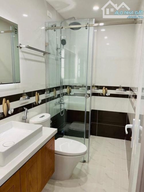 SIÊU PHẨM NGUYÊN XÁ - GẦN ĐẠI HỌC CÔNG NGHIỆP - NHÀ MỚI ĐẸP LONG LANH - 4