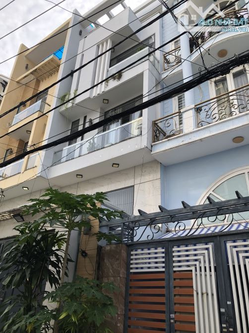 NHÀ BÁN ĐƯỜNG 8M Dương Quảng Hàm Gò Vấp 5,7x12M 3 tầng chỉ nhỉnh 7 tỷ