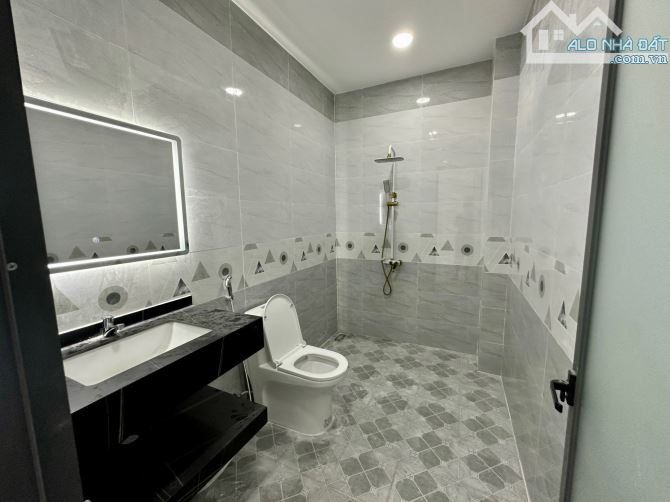 ✨ Nhà Ngay Hẻm Đường HOÀNG DIỆU (Cách Chợ Nhỏ Xuân Thanh 200m) khu trung tâm TP - 1.95 Tỷ - 2