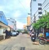 "Bán nhà phường Vĩnh Nguyên, Nha Trang. Nằm ở hẻm chợ Hoàng Diệu. Hẻm 5m thông từ đường Ho