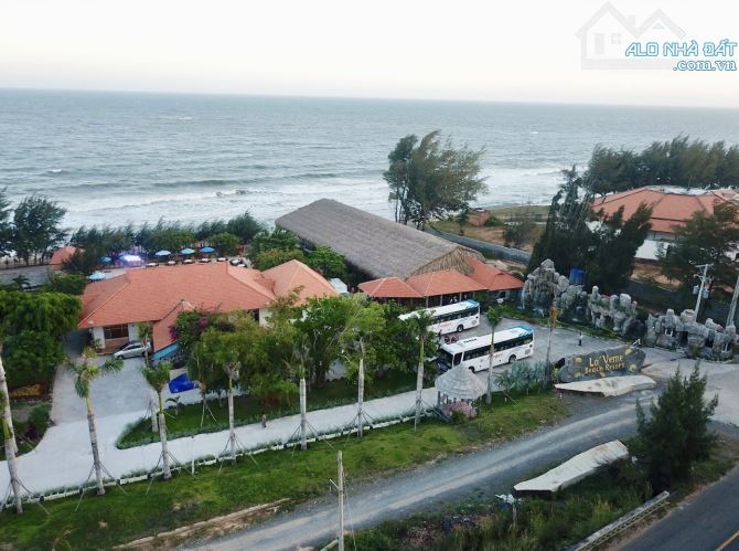 Bán resort mặt tiền đường Lạc Long Quân, diện tích 1.8 hec mặt biển giá 24tr/m2 - 3