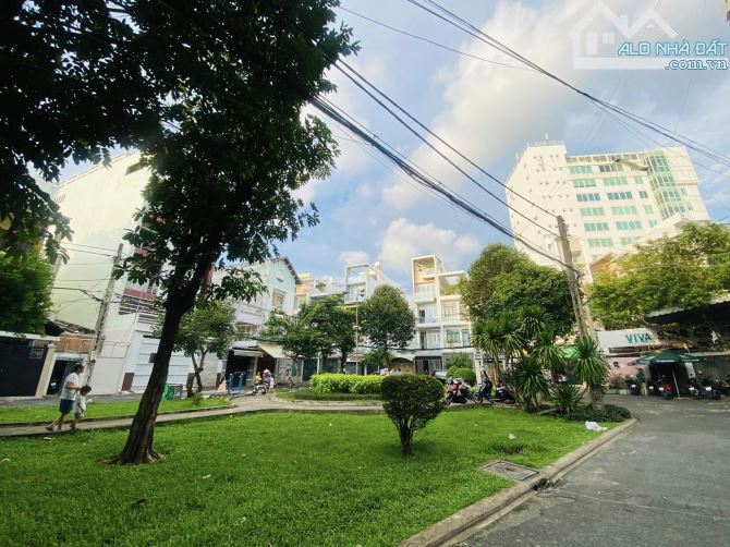 HIẾM…NHÀ 3 TẦNG, 180m2, ĐƯỜNG 8M, HOÀNG VIỆT, TÂN BÌNH, NHỈNH 15 TỶ.