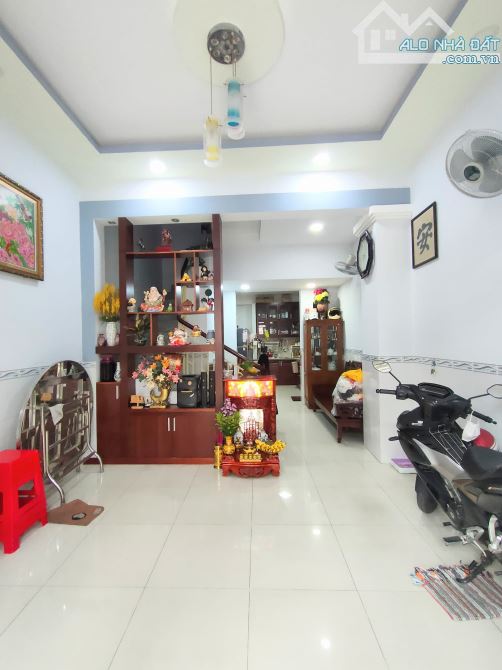 HẠ TIẾP 300 TRIỆU BÁN GẤP NHÀ HẺM XE HƠI 4 TẦNG Lê Đức Thọ Gò Vấp chỉ 5,7 tỷ TL - 1