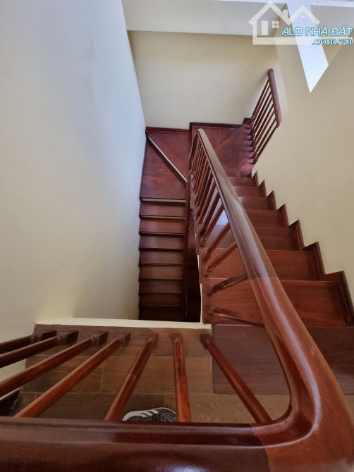 BÁN NHÀ PHÂN LÔ  LẠC LONG QUÂN TÂY HỒ 10 TỶ 45m2 MT 4m 6T Ô TÔ TRÁNH  2 MẶT NGÕ  KINH DOAN - 3