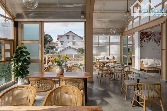 Bán nhà mô hình kinh doanh sẵn mặt tiền Hoàng Hoa Thám P10 Đà Lạt view thung thũng - 4