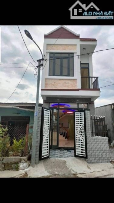 Cần bán căn nhà kiệt ô tô đường Hoàng Văn Thái, Hòa Khánh Nam, Liên Chiểu. 2 tầng, giá nhỉ