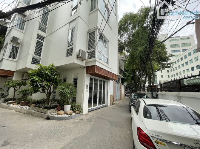 bán nhà ngõ ô tô ,thông Láng tại Láng Hạ,quận Đống Đa,tp Hà Nội,DT : 63 m2,giá : 11,5 tỷ