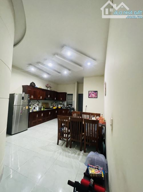 Cần bán nhà 1 trệt 2 lầu, p Tân Phong, Biên Hòa. 90m2 shr thổ cư chỉ 5,5 tỷ - 1