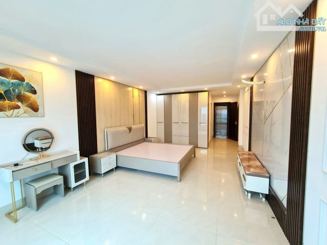 Nhà mới Ngô Gia Tự 52m2-7 tầng thang máy full đồ cần bán đường trải nhựa - 4
