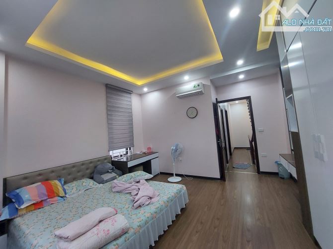 Bán nhà  Đại Từ  45m 4 t lô góc  tặng full nội thất sịn sò sát  KĐT Đại Kim giá 6.1 tỷ