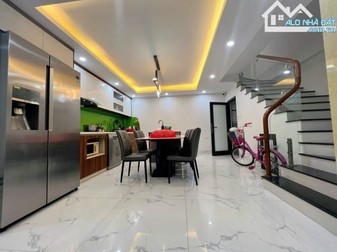 Bán Nhà Thái Hà, 60m2, Kinh Doanh, 6 tầng thang máy, giá 15 Tỷ