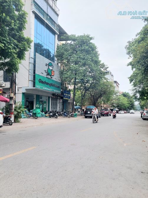 Bán nhà  Đại Từ  45m 4 t lô góc  tặng full nội thất sịn sò sát  KĐT Đại Kim giá 6.1 tỷ - 4
