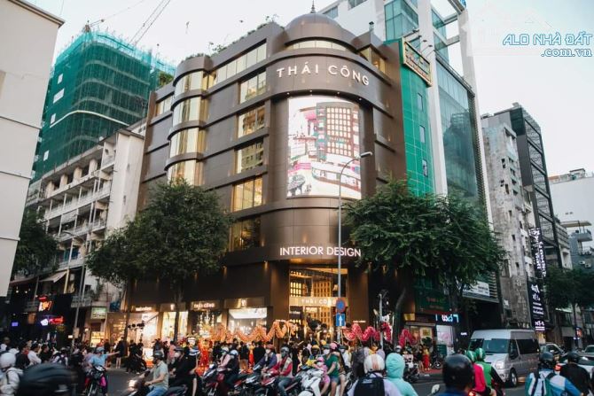 Siêu phẩm căn góc 2 MT Trần Hưng Đạo - Bùi Hữu Nghĩa, P.5, Q.5 (9x21m) Giá cực sốc 55 tỷ