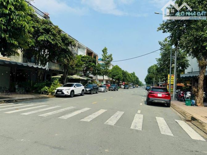 BÁN Đất 144m2 mặt tiền D9 khu D2D Võ Thị Sáu,Biên Hoà