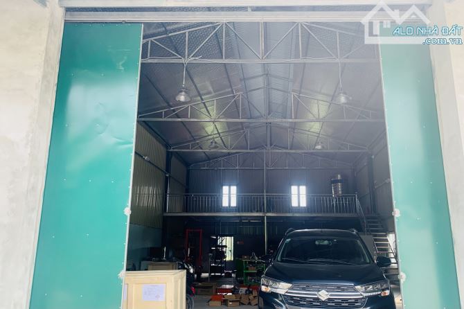 Cho thuê 250m2 dựng mới gần cầu Nhật Tân - 1