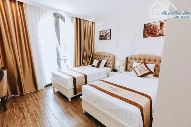 Cần tiền đầu tư nên bán gấp khách sạn 3 sao tại thành phố Hạ Long- Quảng Ninh 517m2x8T - 9
