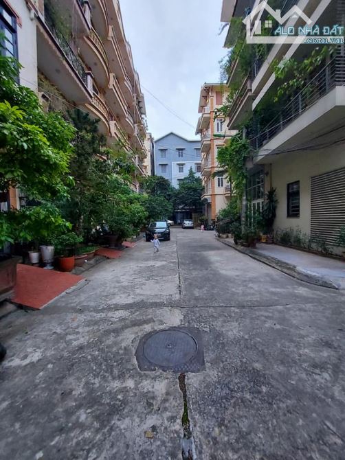 BÁN NHÀ ĐẸP 5TẦNG, 63M2 - NGUYỄN VĂN HUYÊN - TRUNG TÂM QUẬN CẦU GIẤY - MẶT NGÕ ĐẸP HƠN PHỐ - 3