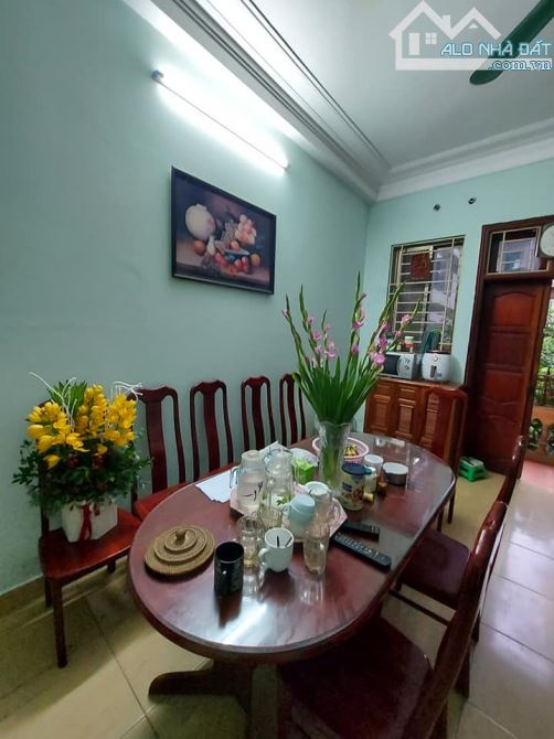 BÁN NHÀ ĐẸP 5TẦNG, 63M2 - NGUYỄN VĂN HUYÊN - TRUNG TÂM QUẬN CẦU GIẤY - MẶT NGÕ ĐẸP HƠN PHỐ - 6