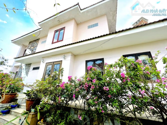 Bán biệt thự mặt tiền Sương Nguyệt Ánh phường 9 Đà Lạt View trực diện Hồ Xuân Hương - 2