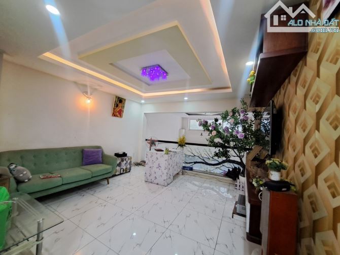 Nhà Mặt kinh doanh, Tân Bình, Vip Bàu Cát, Nhà 5 tầng 80m2, Giá rẻ. - 3