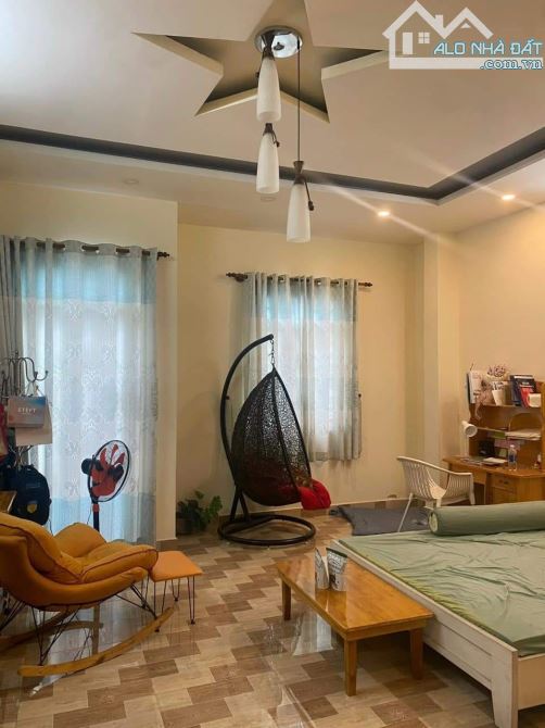 Bán Nhà Hương Lộ 2 Bình Tân, 4 Tầng, 80m2,Ngang Lớn 5m, Hẻm Ô tô Tận Nhà, - 1