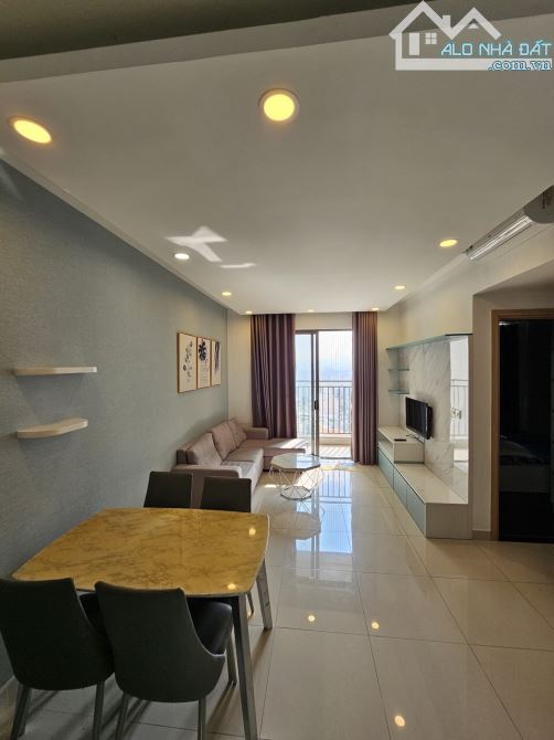 NEWTON RESIDENCE - 2 Phòng ngủ, Nội thất cao cấp, Giá chỉ 18Tr/ tháng