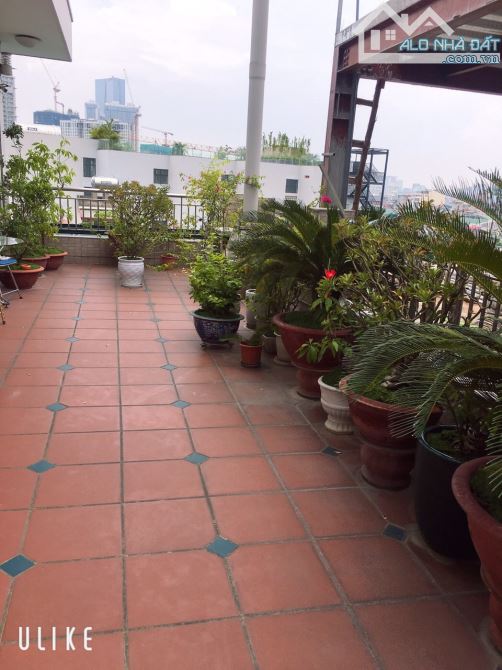 Cho thuê căn hộ chung cư đủ tiện nghi thang máy phố Hào Nam, Cát Linh - 1