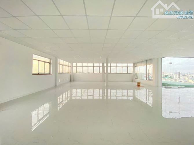 Cho Thuê Văn Phòng Đường Võ thị sáu Quận 3 DT 120m2 Giá 60 triệu /tháng - 1