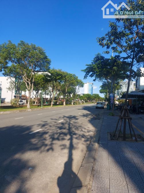 Bán Gấp Toà Căn Hộ Đường 30 Tháng 4, 8 Tầng Thang Máy, Hồ Bơi, Dòng Tiền Khủng - 2