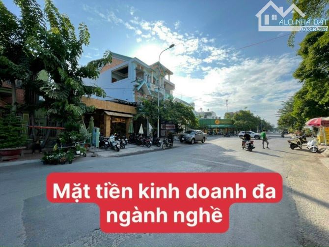 Bán nhà phố 6x20=120m2 1 trệt 2 lầu mặt tiền đường 20m Khu bên sông, P. Hiệp Bình Chánh - - 1