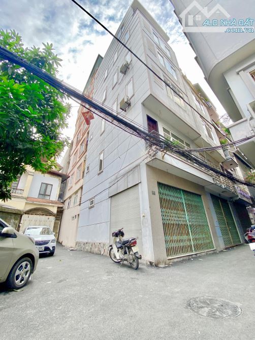 SIÊU PHẨM NHÀ ĐẸP TRẦN BÌNH 45M2 X 6T, MT 5,1M, GARA, LÔ GÓC, KD 8,7 TỶ. - 2