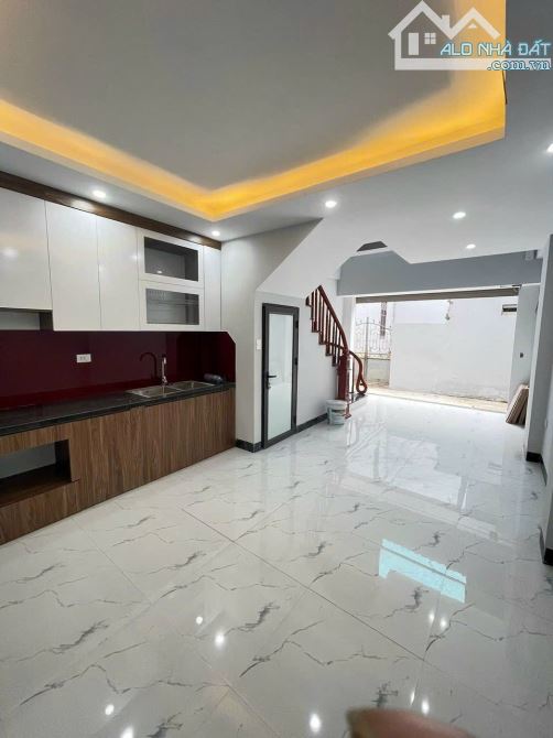 Bán nhà Phú Vinh, An Khánh, 33m² x 5 tầng xây mới siêu đẹp. Giá: 4,25 tỷ. - 2