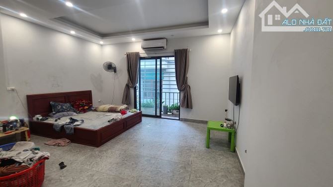 NHÀ ĐẸP NGÕ 153 DƯƠNG VĂN BÉ - 63M x  4 TẦNG - Ô TÔ KINH DOANH VĂN PHÒNG - GIÁ 7 TỶ - 4