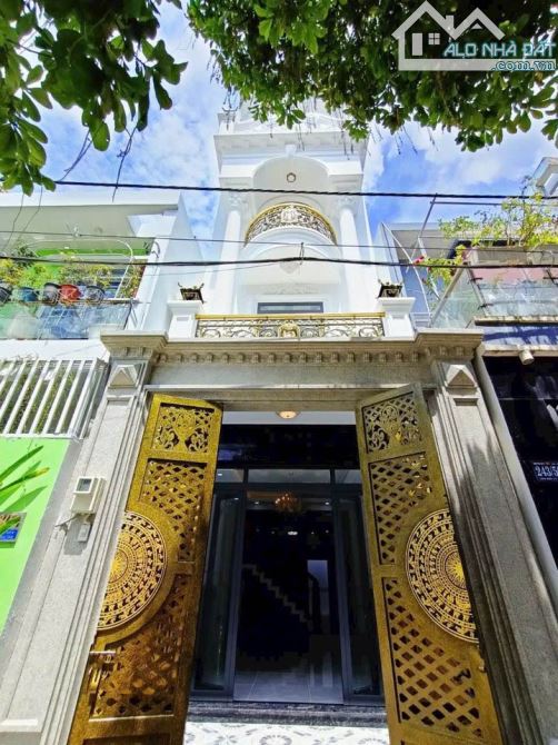 Bán nhà mới Decor siêu đẹp-Đường 100 Bình Thới giá 5tỷ650 có sổ 66m2 gần CoopMart Phú Thọ